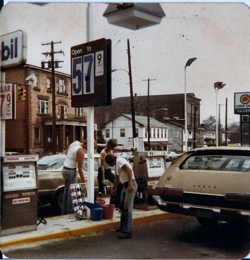 Intersection of Main St. and Park Ave. circa 1980